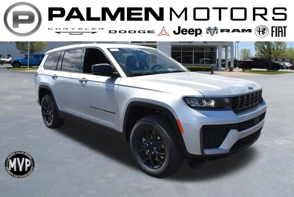 2026 Jeep Grand Cherokee L Altitude in Silver Zynith Exterior Paint — front three-quarter view